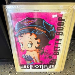 Betty boop large sign
